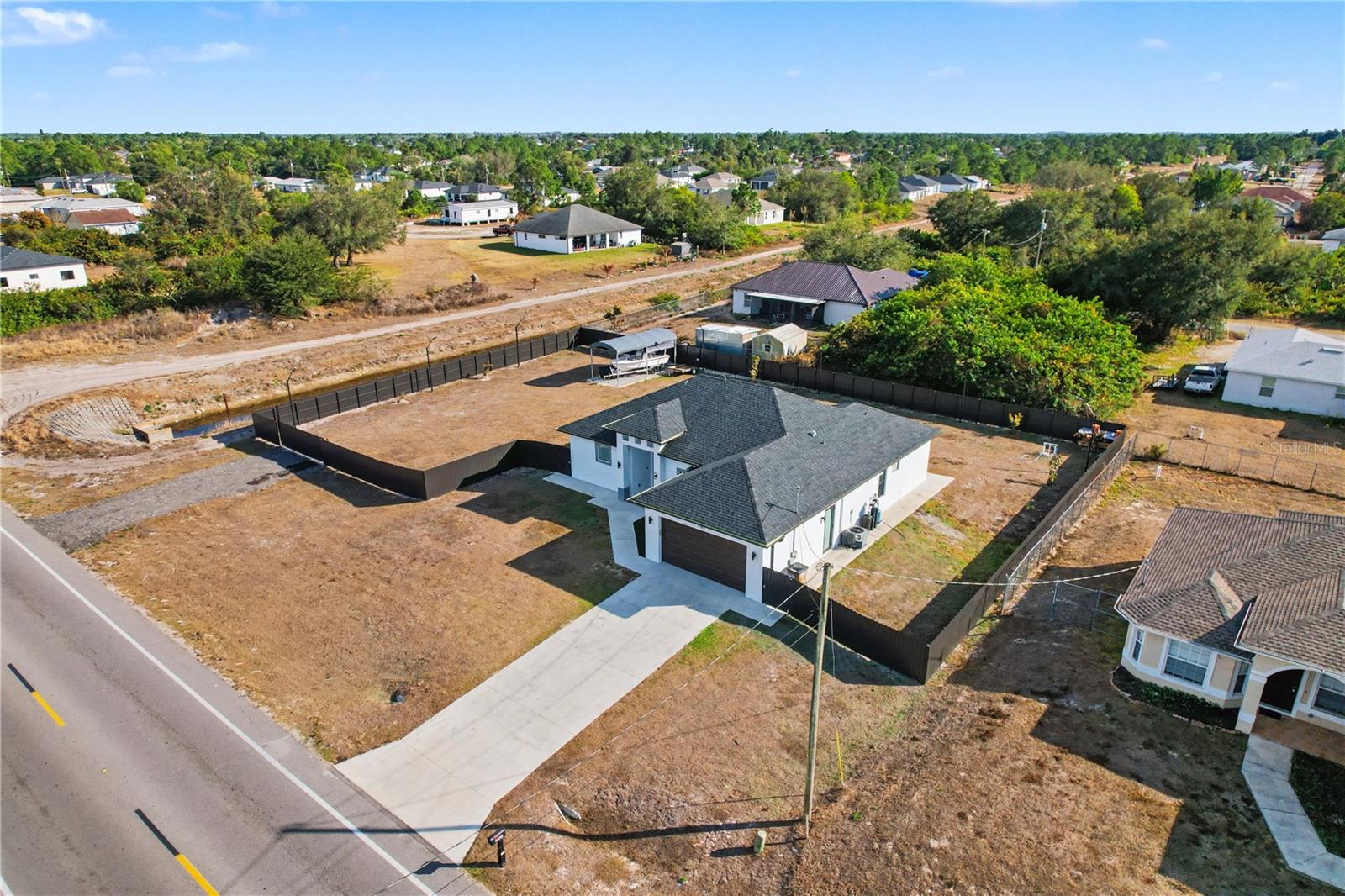3705 23RD ST SW, LEHIGH ACRES, FL — photo 37