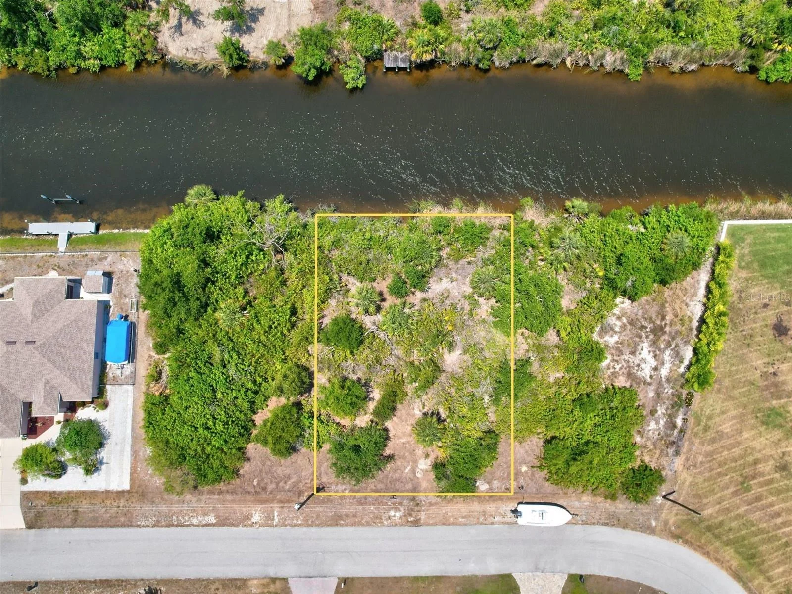 10080 COCOA BEACH ST, PORT CHARLOTTE, FL — photo 1