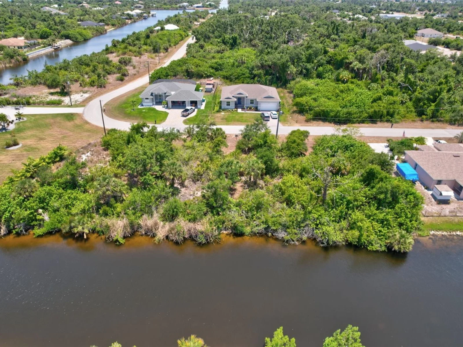 10080 COCOA BEACH ST, PORT CHARLOTTE, FL — photo 3