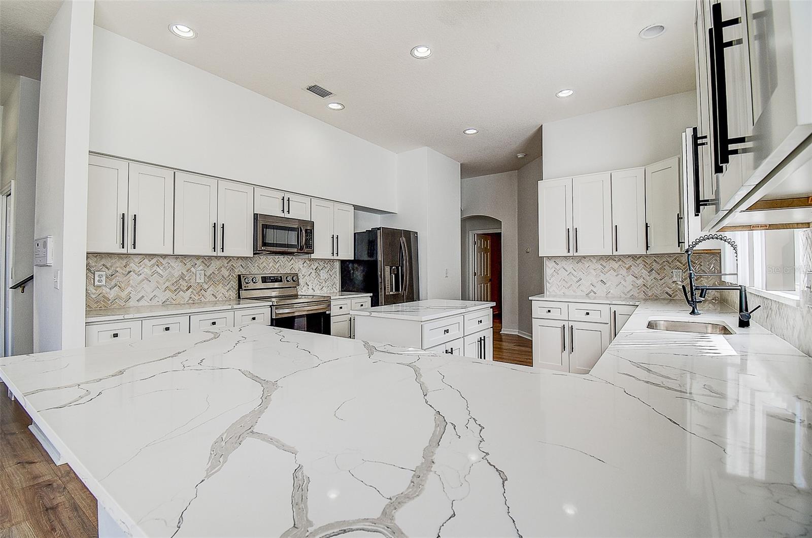 15906 PRINCE WILLIAM PL, ODESSA, FL — photo 10