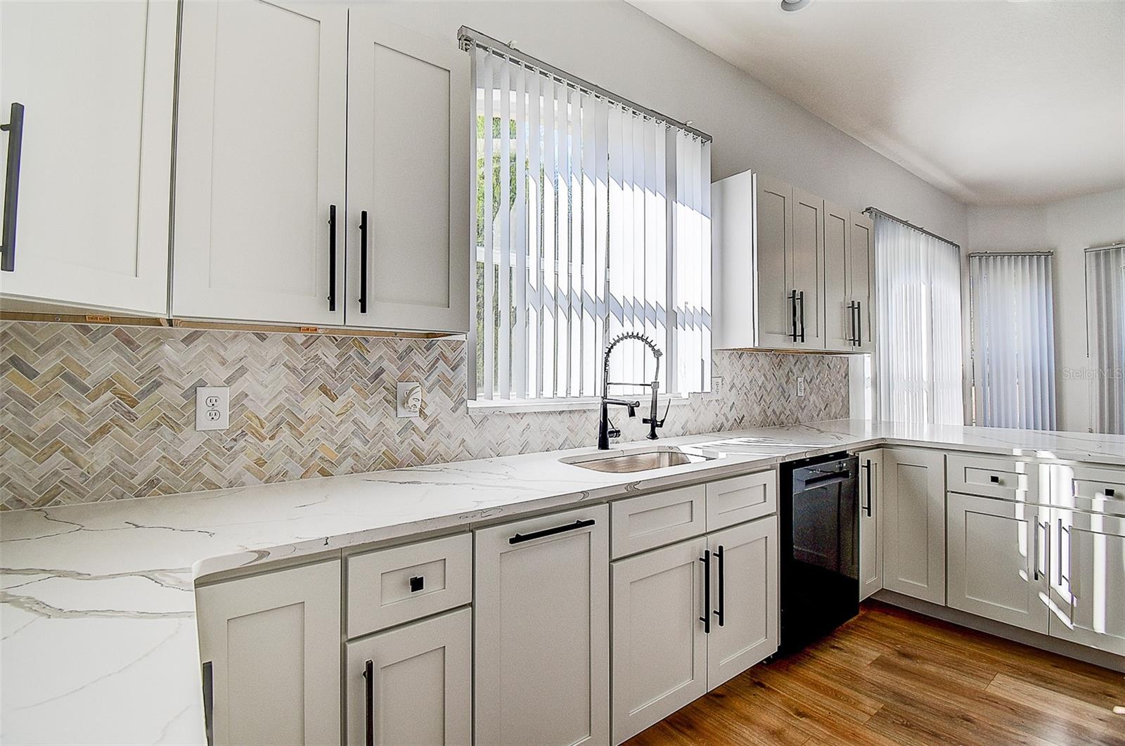 15906 PRINCE WILLIAM PL, ODESSA, FL — photo 12