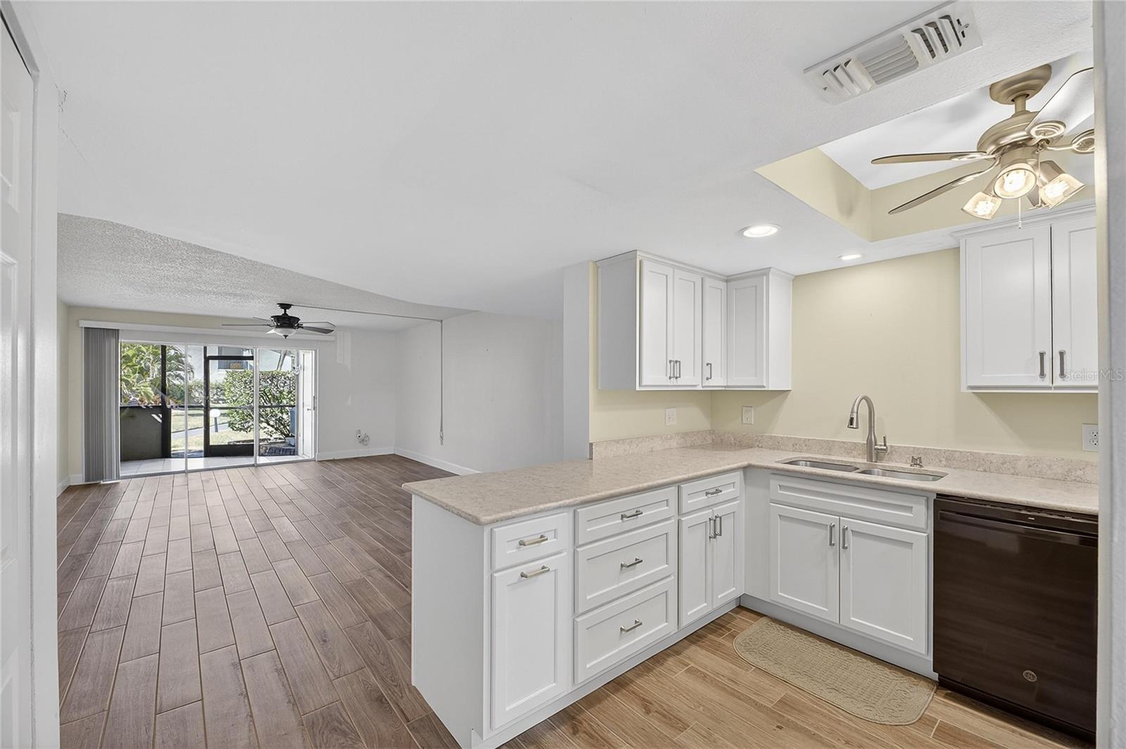 1028 APOLLO BEACH BLVD #23, APOLLO BEACH, FL — photo 3