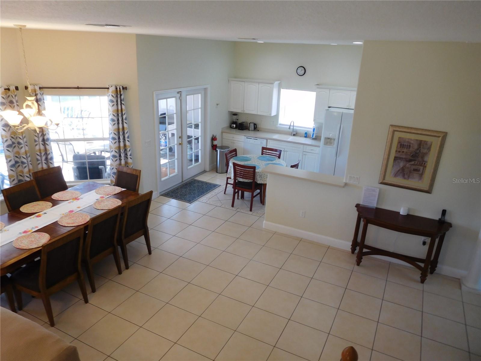 422 VISTA DR, DAVENPORT, FL — photo 8
