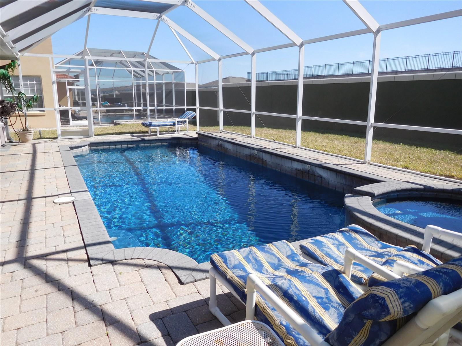 422 VISTA DR, DAVENPORT, FL — photo 5