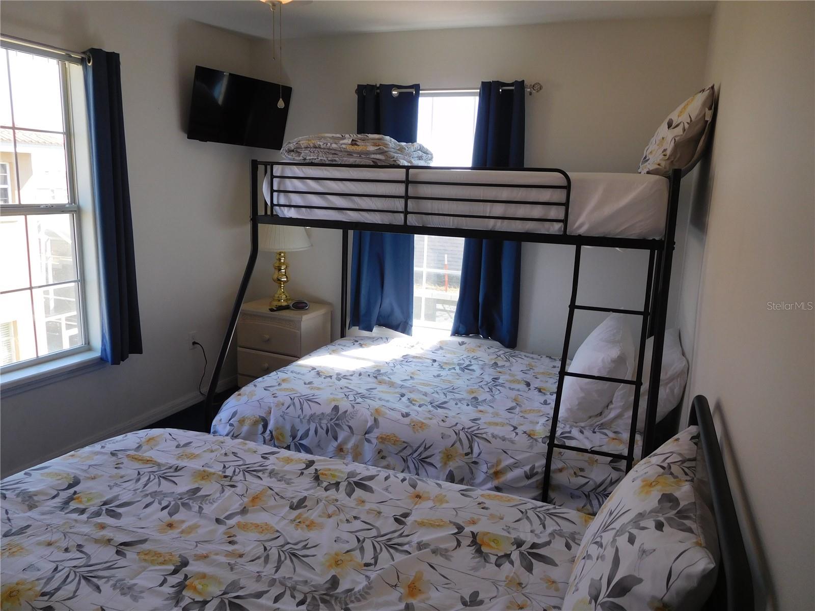 422 VISTA DR, DAVENPORT, FL — photo 27