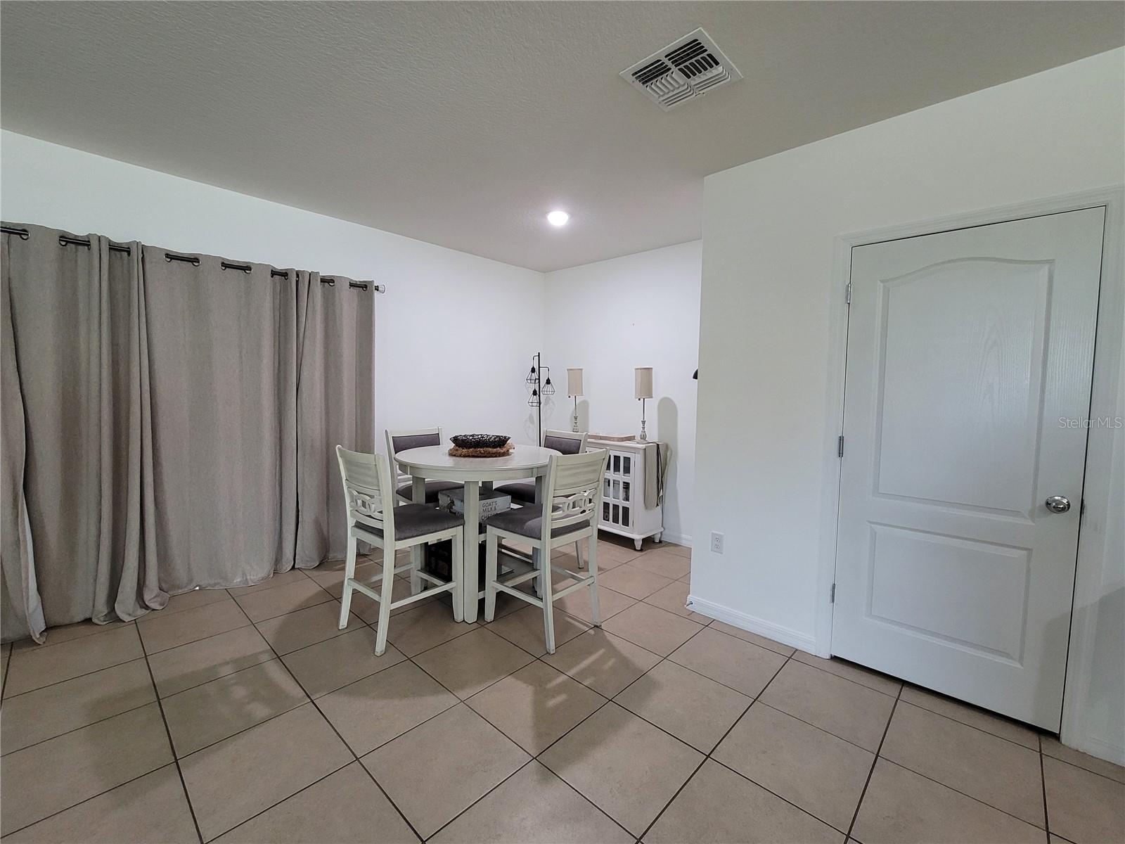 273 ARBOR LAKES DR, DAVENPORT, FL — photo 11