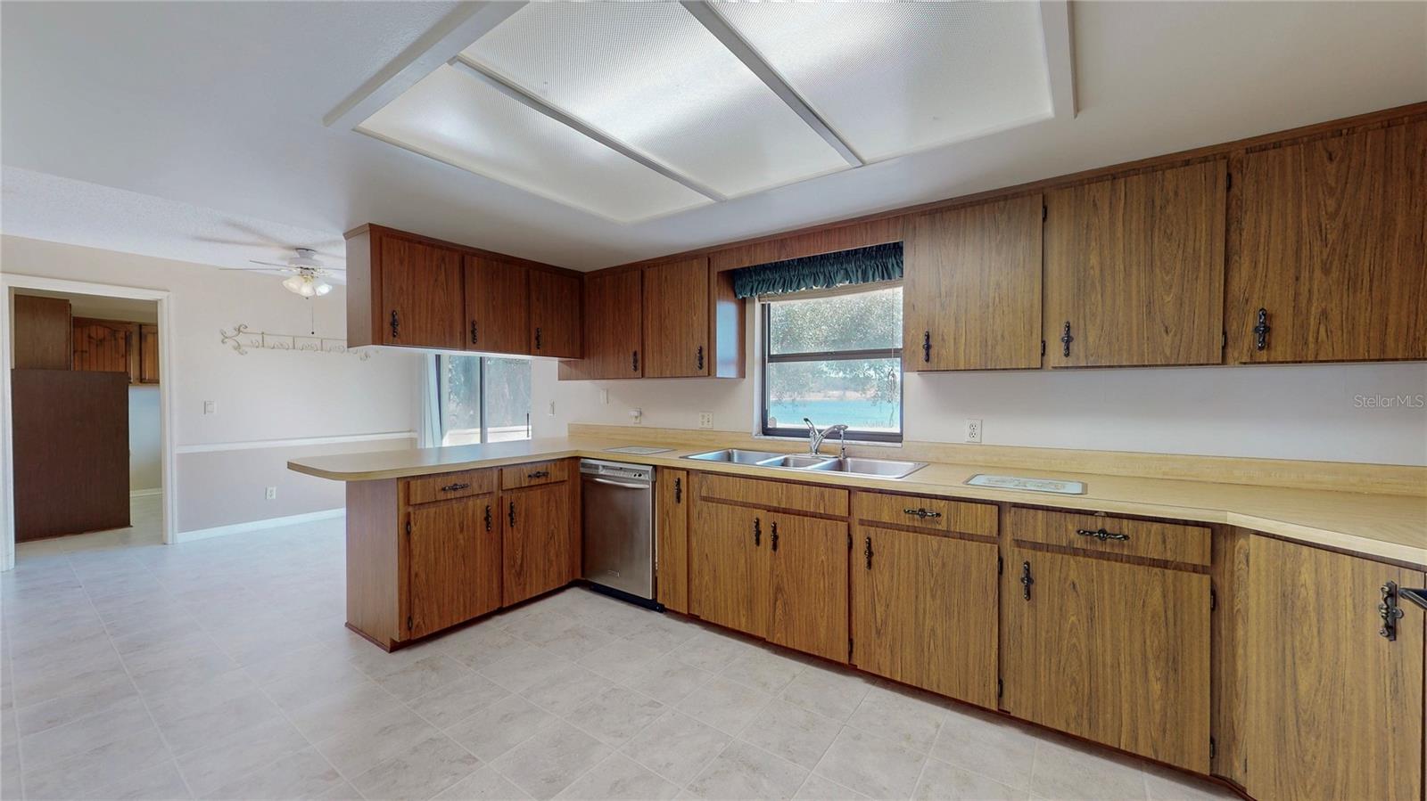 13 HERMOSA DR, EUSTIS, FL — photo 27