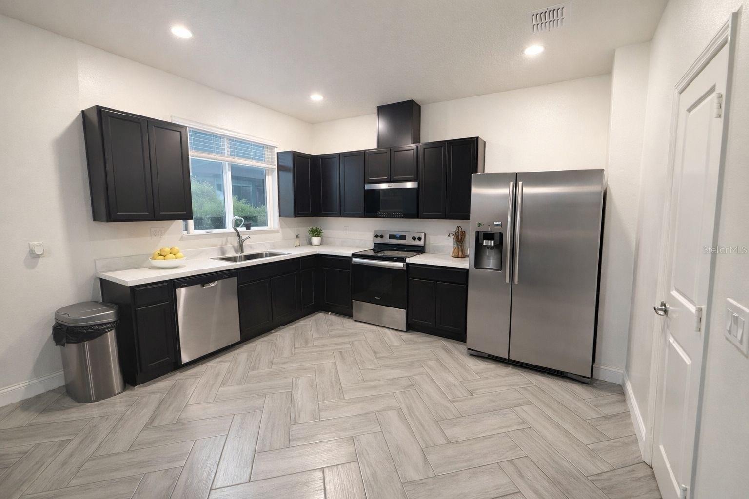 3678 GRAPPLER CIR SE, PALM BAY, FL — photo 2