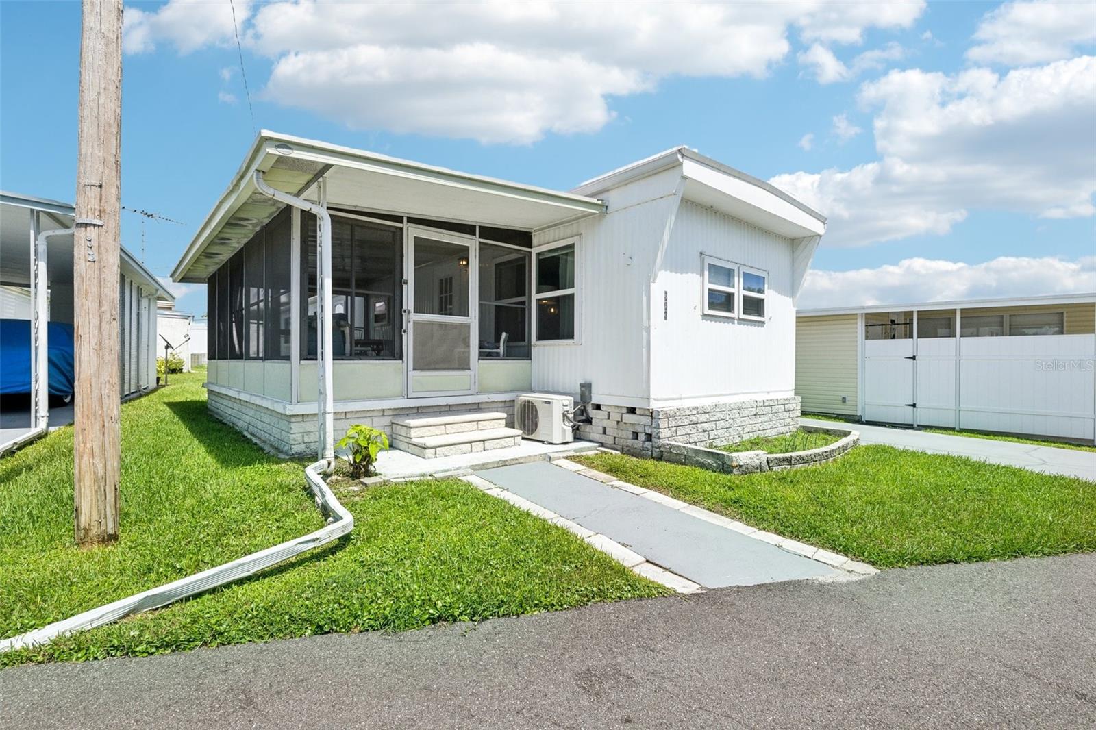 1600 OLD COACHMAN RD #303, CLEARWATER, FL — photo 3