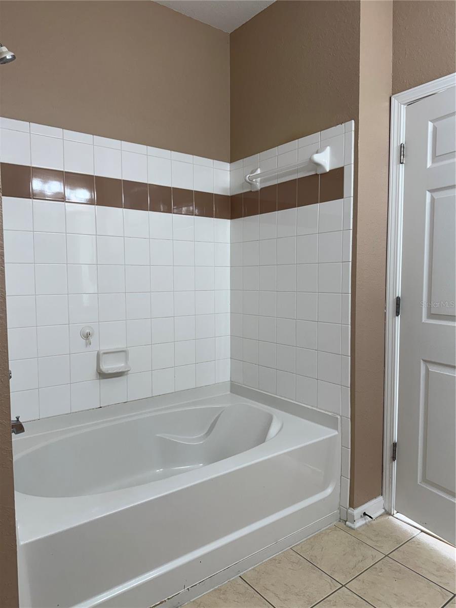 413 TERRACE RIDGE CIR #413, DAVENPORT, FL — photo 48
