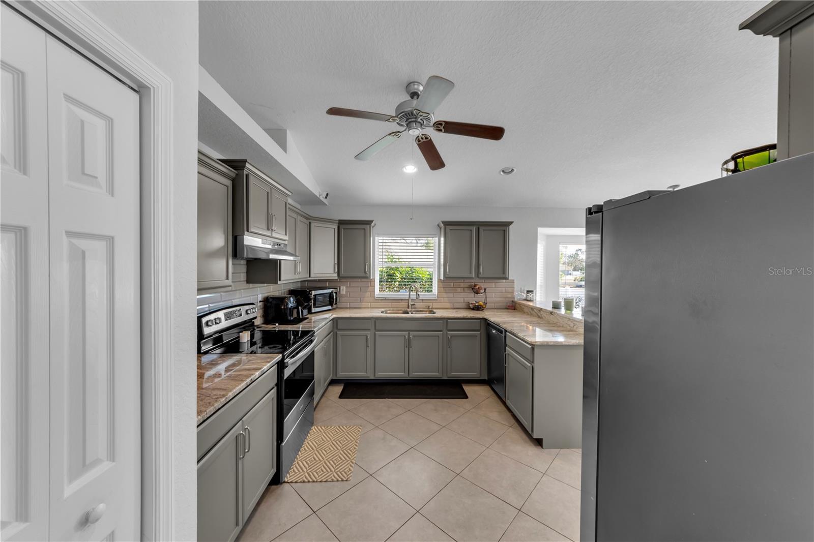 2278 PINTA AVE, SPRING HILL, FL — photo 25