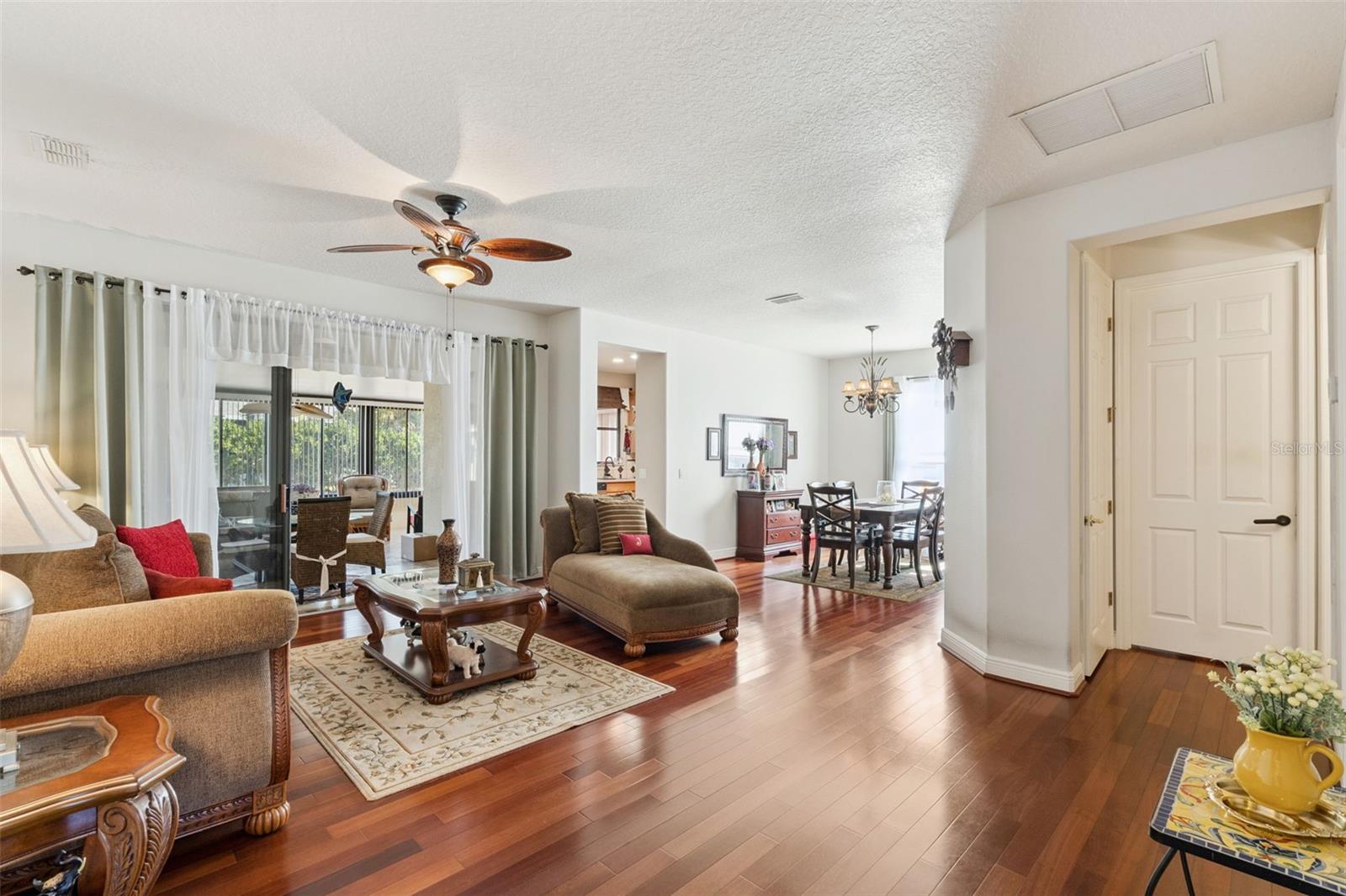 116 GLENDALE CT, KISSIMMEE, FL — photo 4