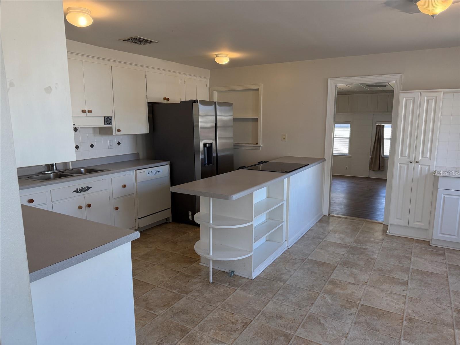 5335 6TH ST, ZEPHYRHILLS, FL — photo 20