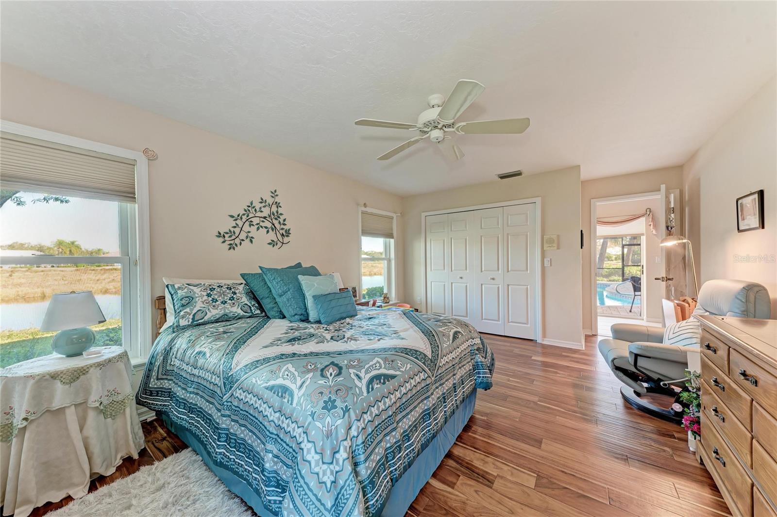 8383 CYPRESS HOLLOW DR, SARASOTA, FL — photo 39