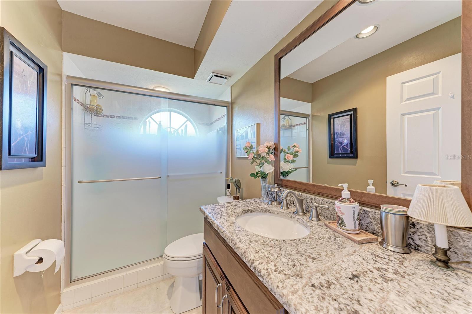 8383 CYPRESS HOLLOW DR, SARASOTA, FL — photo 40