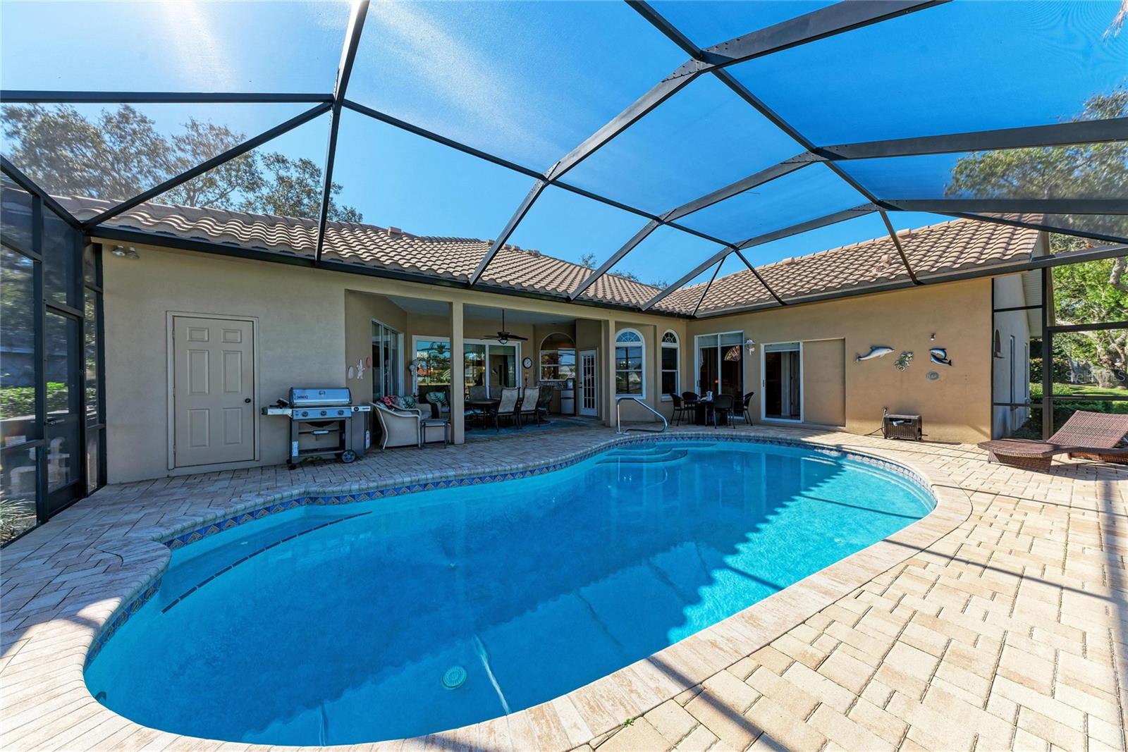 8383 CYPRESS HOLLOW DR, SARASOTA, FL — photo 48