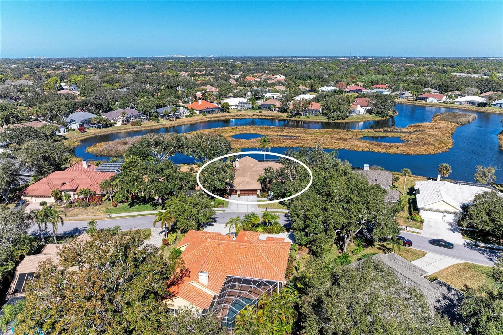 8383 CYPRESS HOLLOW DR, SARASOTA, FL — photo 52