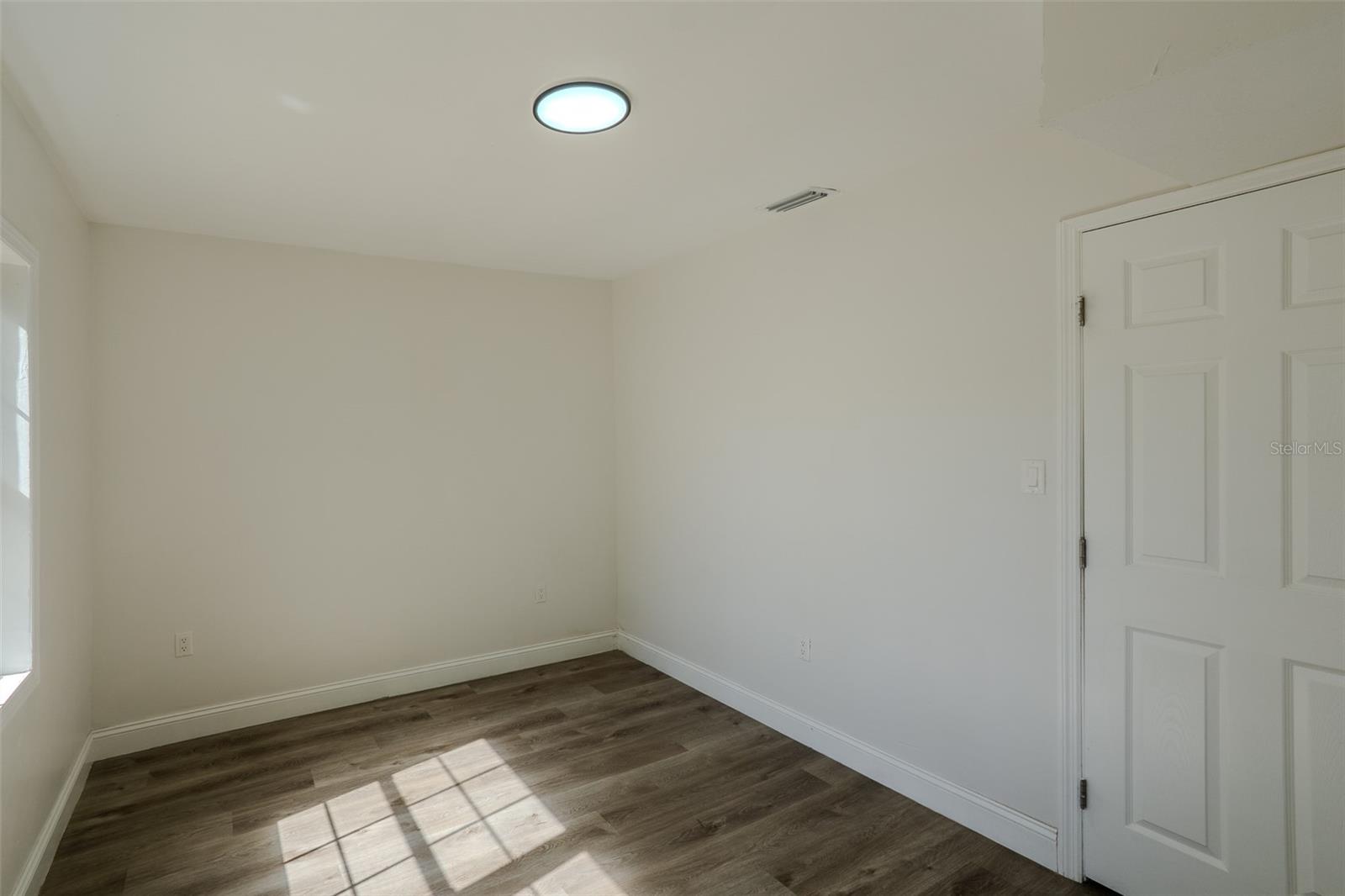 599 CAROLINA AVE, FORT MYERS, FL — photo 12