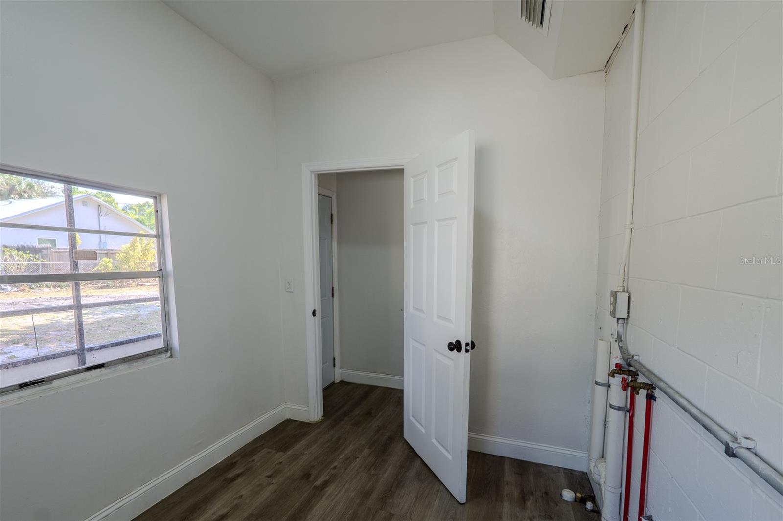 599 CAROLINA AVE, FORT MYERS, FL — photo 41