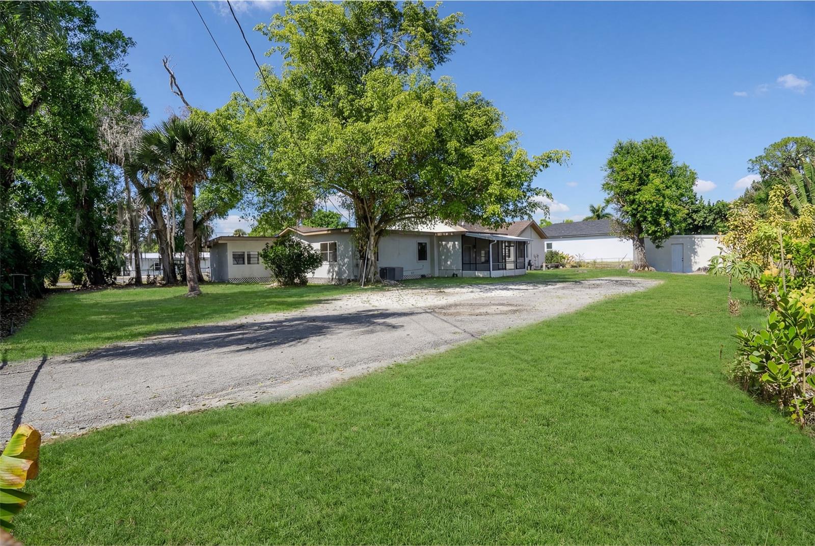 599 CAROLINA AVE, FORT MYERS, FL — photo 48