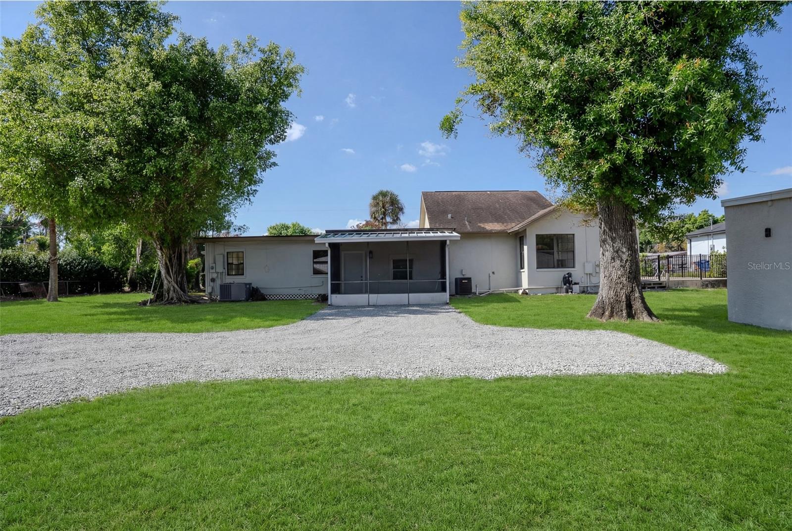 599 CAROLINA AVE, FORT MYERS, FL — photo 49