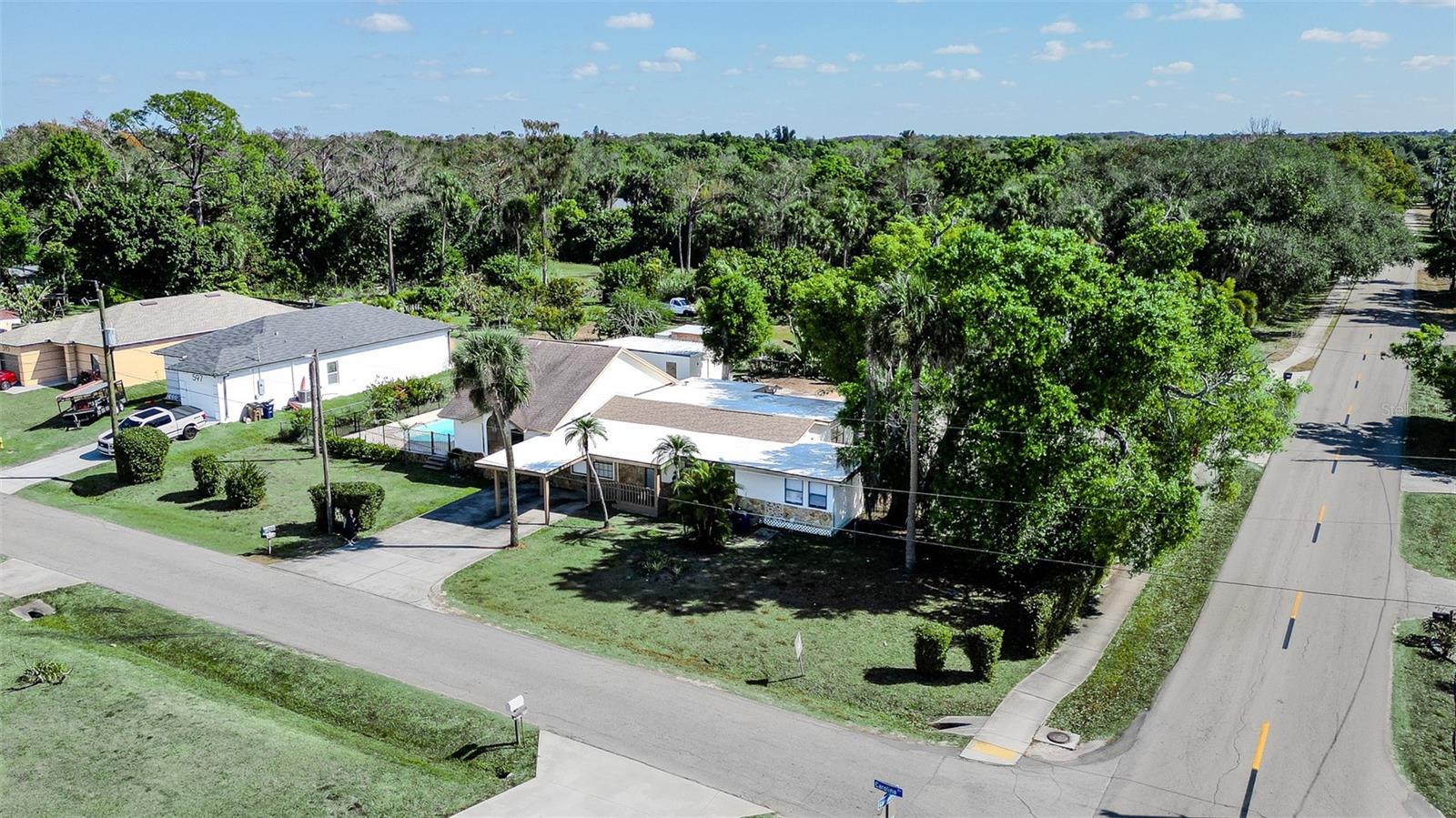 599 CAROLINA AVE, FORT MYERS, FL — photo 57