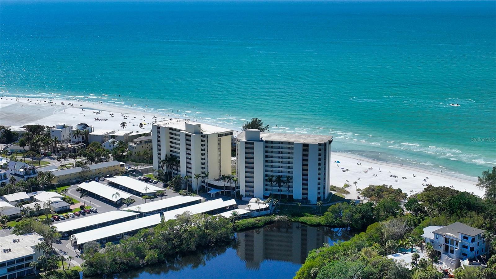 19 WHISPERING SANDS DR #204, SARASOTA, FL — photo 3