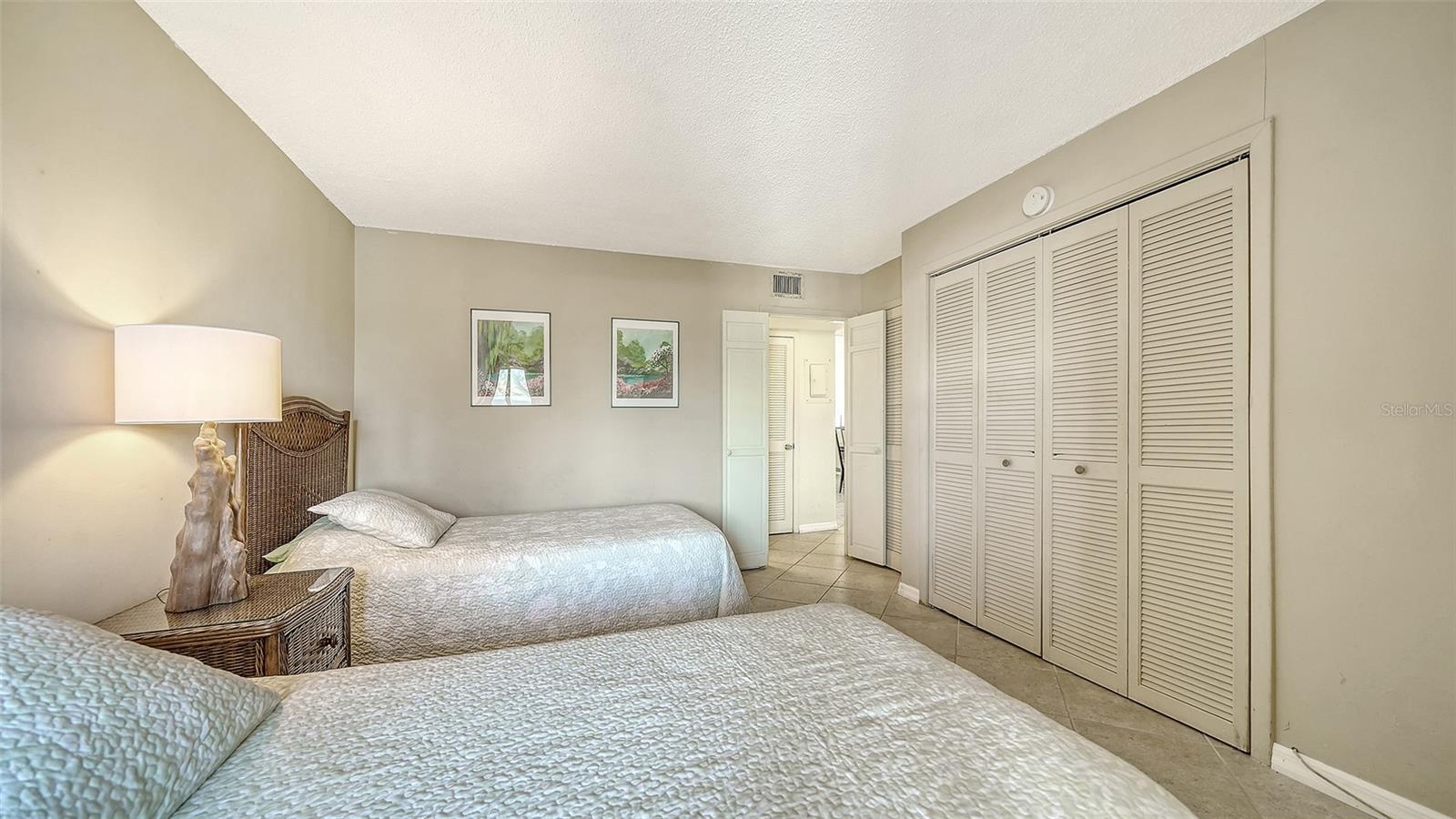 19 WHISPERING SANDS DR #204, SARASOTA, FL — photo 34