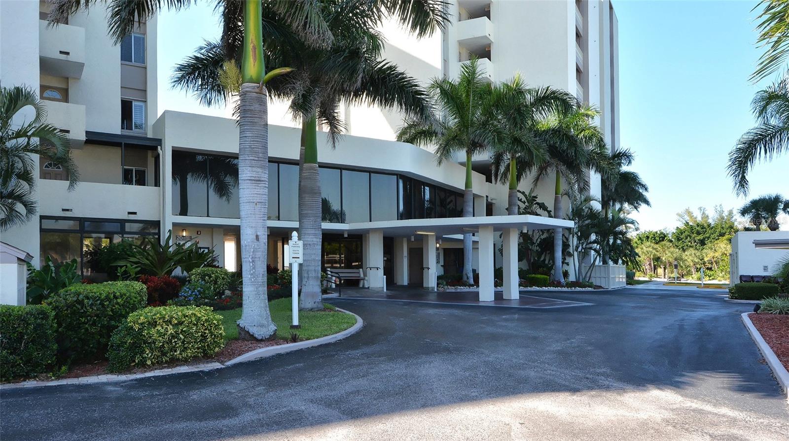 19 WHISPERING SANDS DR #204, SARASOTA, FL — photo 36