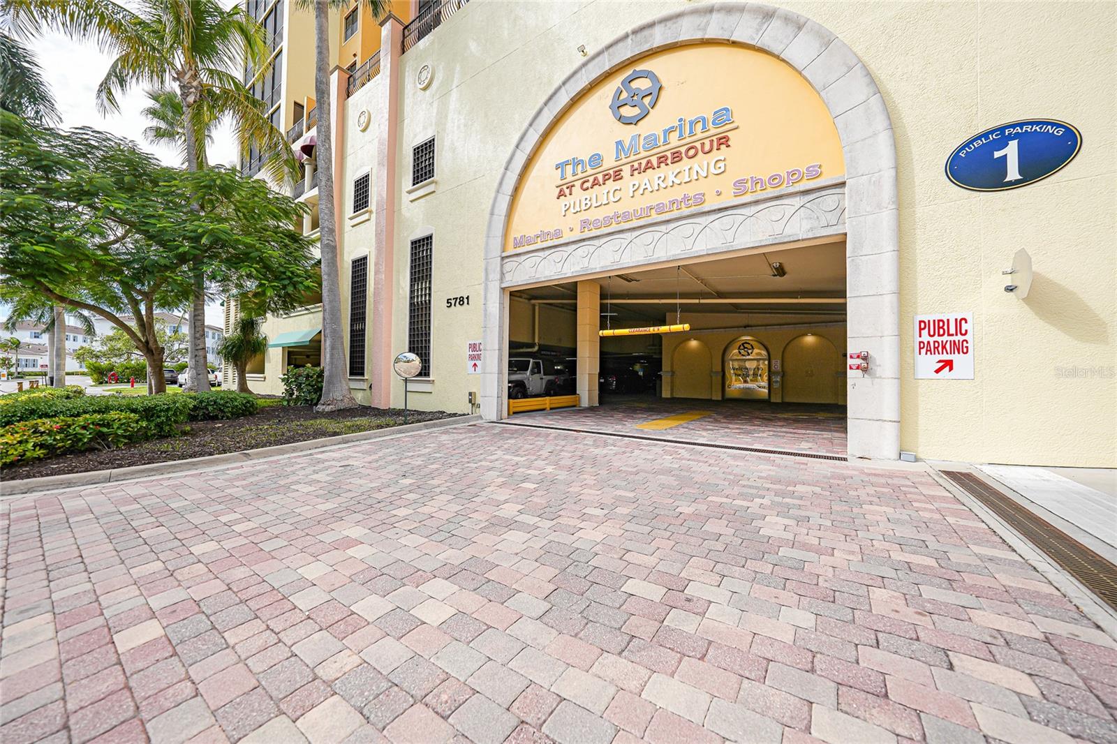 5781 CAPE HARBOUR DR #809, CAPE CORAL, FL — photo 38