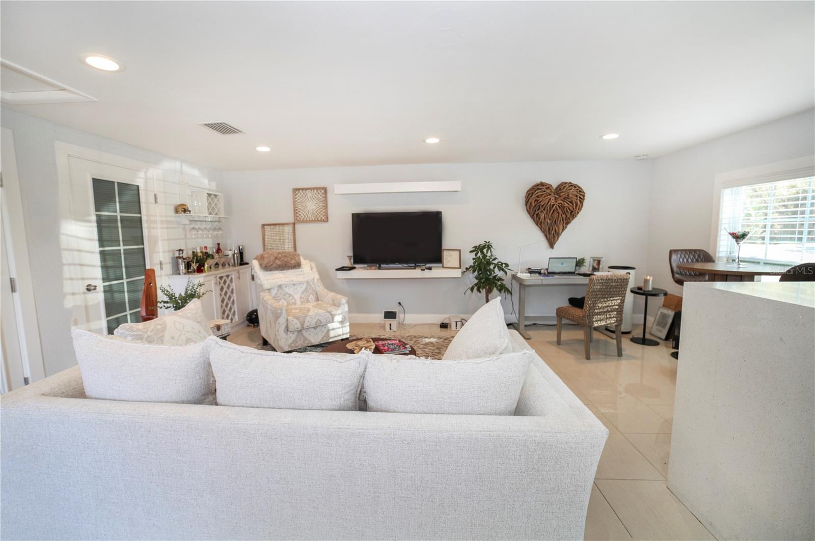 2653 22ND ST, SARASOTA, FL — photo 9