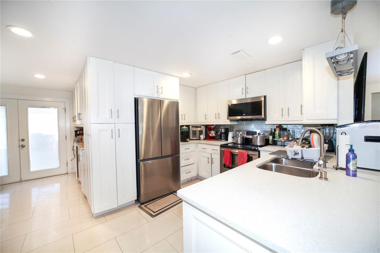2653 22ND ST, SARASOTA, FL — photo 3