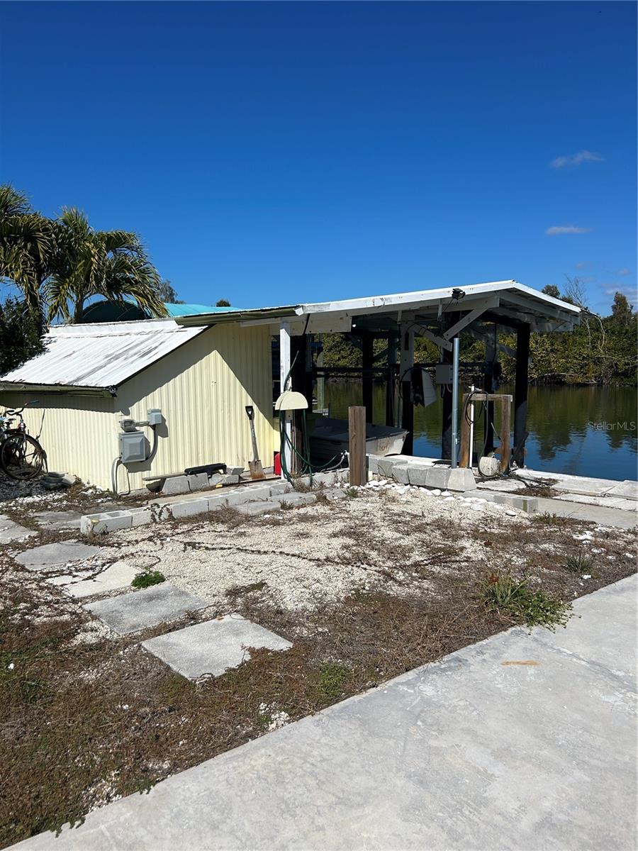 3900 ROYAL PALM DR, ST JAMES CITY, FL — photo 9