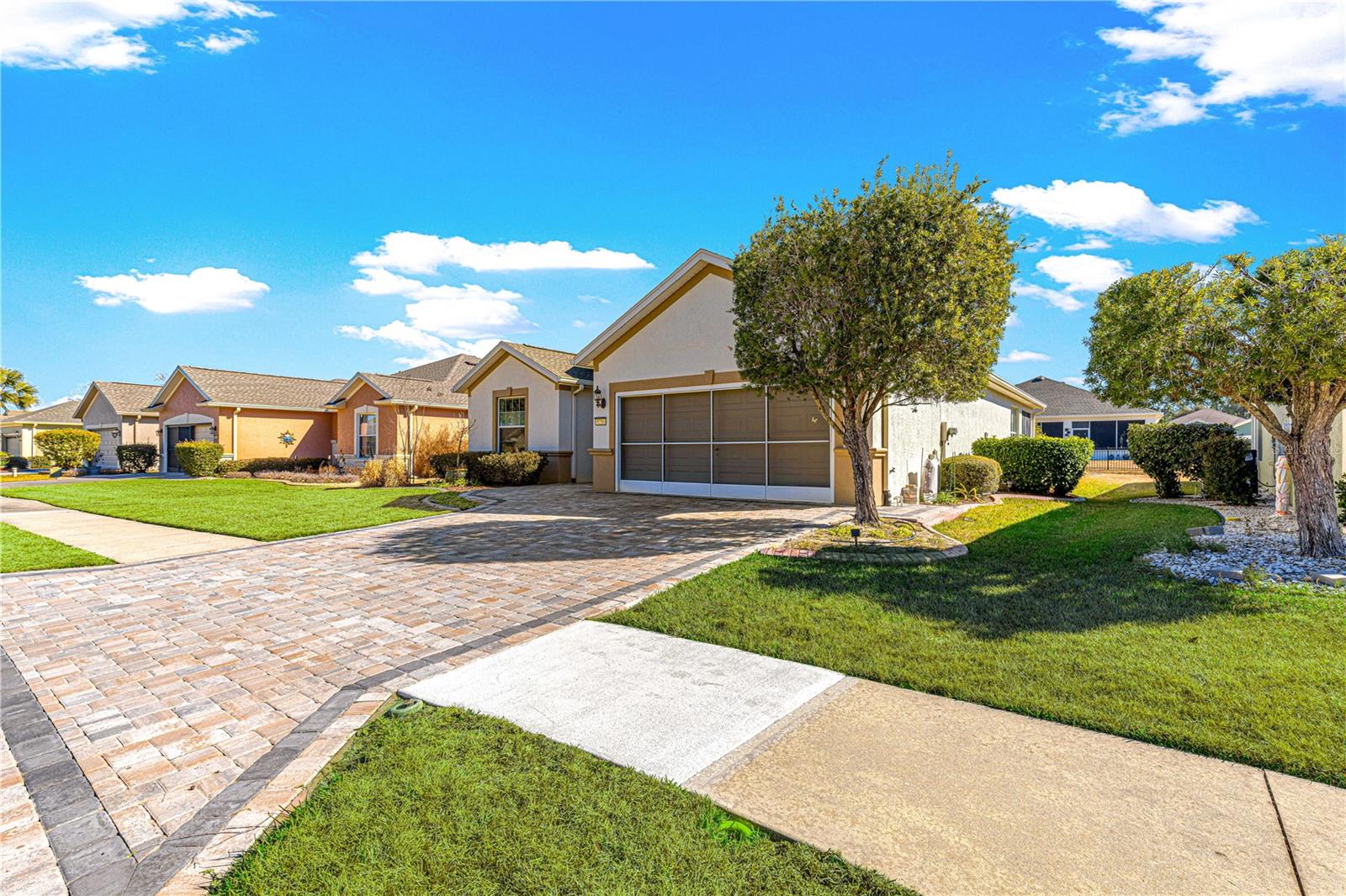 9256 SW 66TH LOOP, OCALA, FL — photo 2