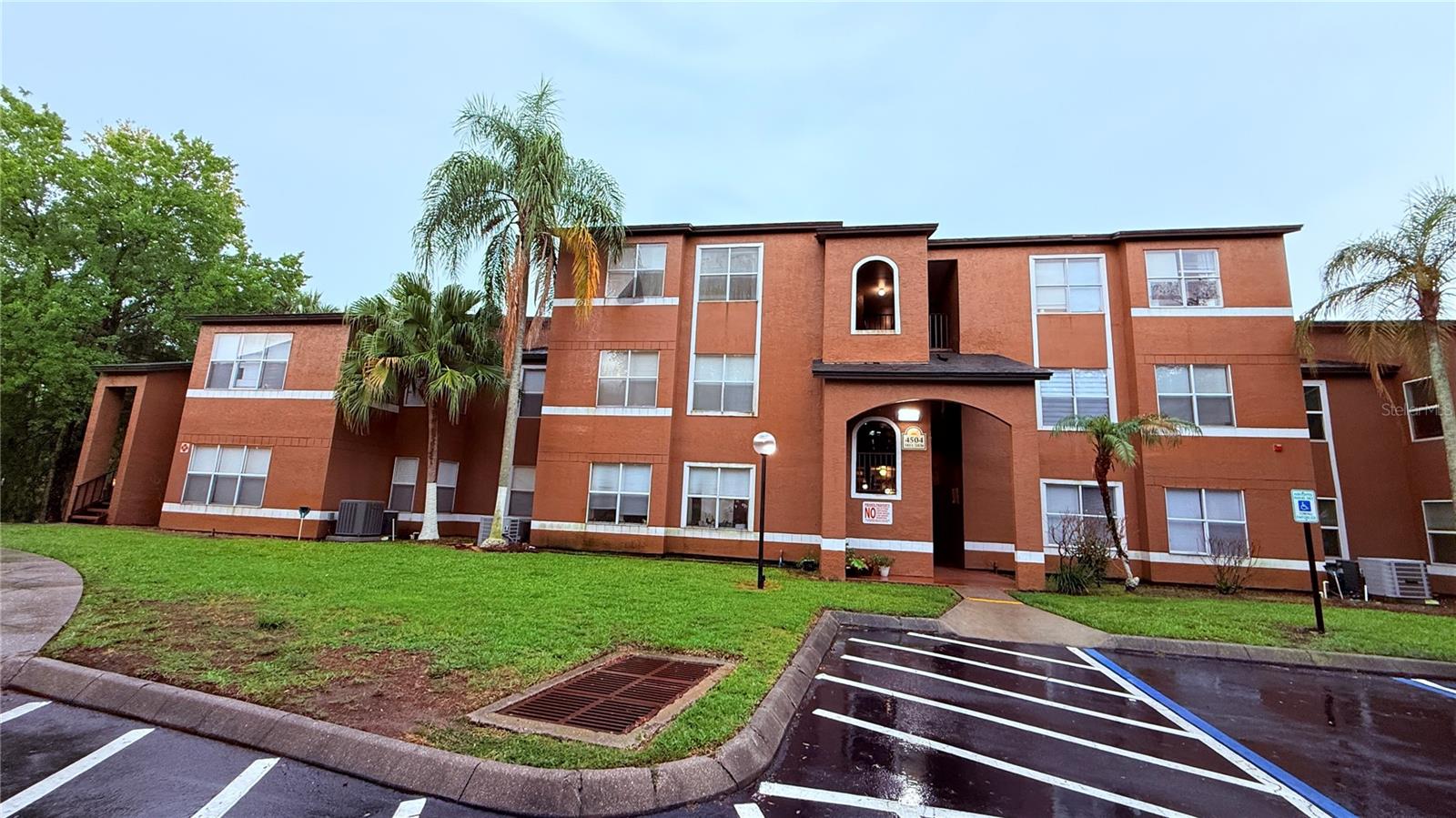 4504 COMMANDER DR #1821, ORLANDO, FL
