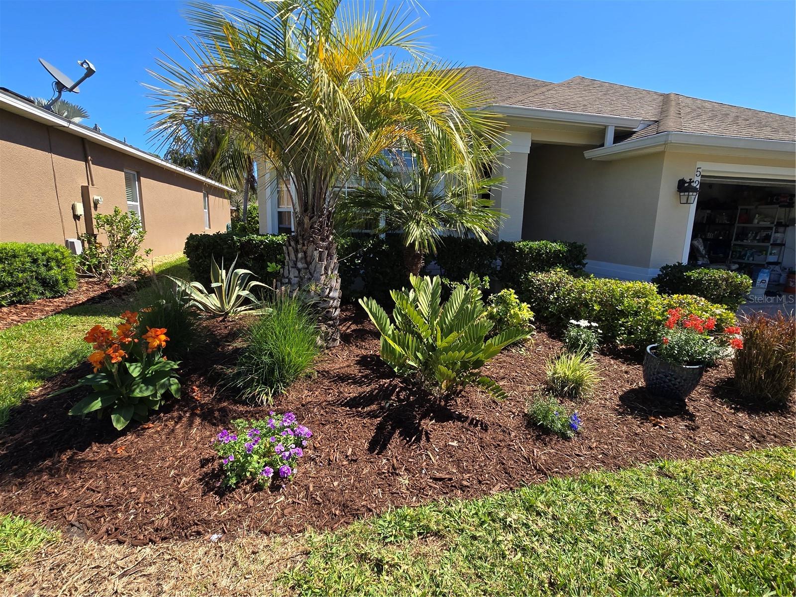 527 SAFE HARBOR DR, EDGEWATER, FL — photo 4