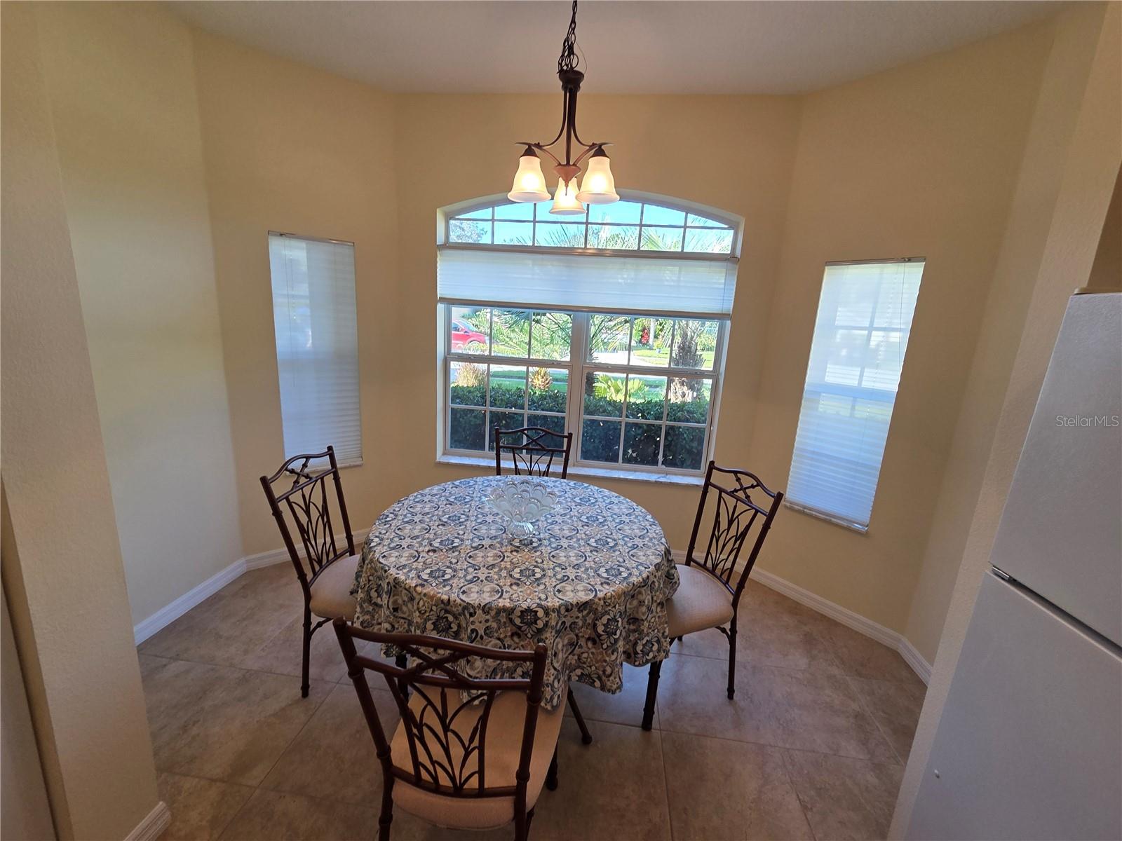 527 SAFE HARBOR DR, EDGEWATER, FL — photo 7