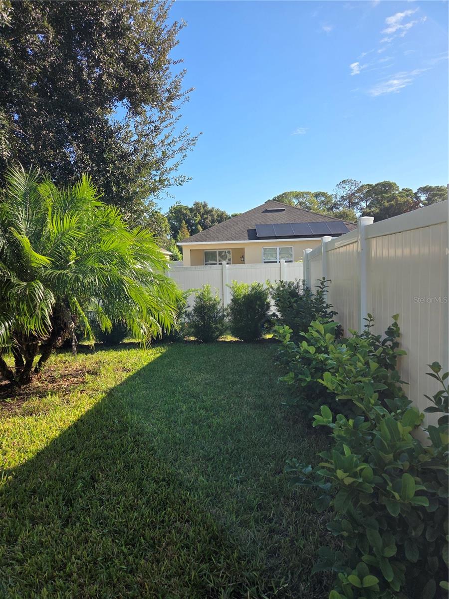 527 SAFE HARBOR DR, EDGEWATER, FL — photo 30