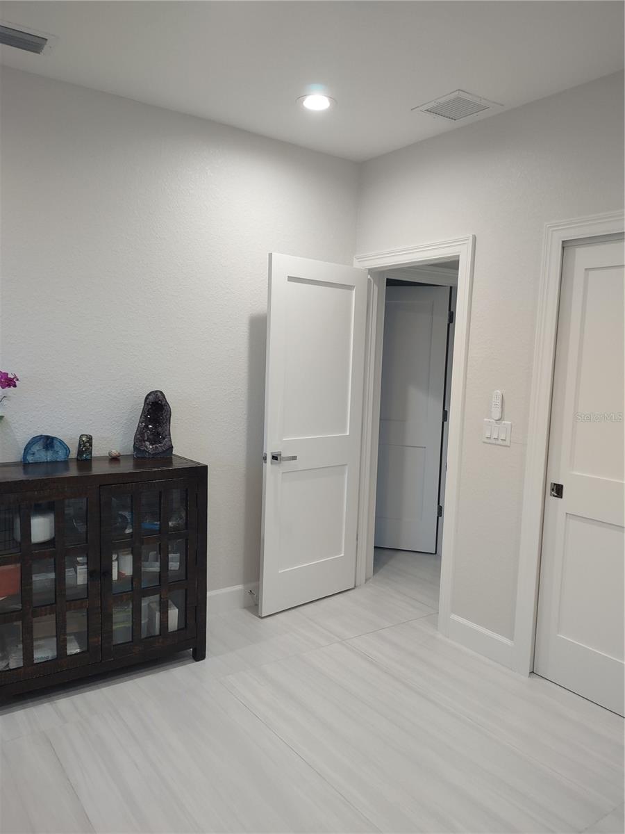 1222 UNDERHILL CIR, PORT CHARLOTTE, FL — photo 39