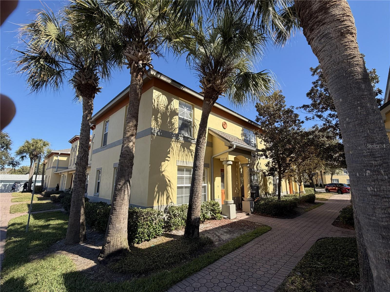 3858 ISLAND WAY, ST PETERSBURG, FL — photo 2