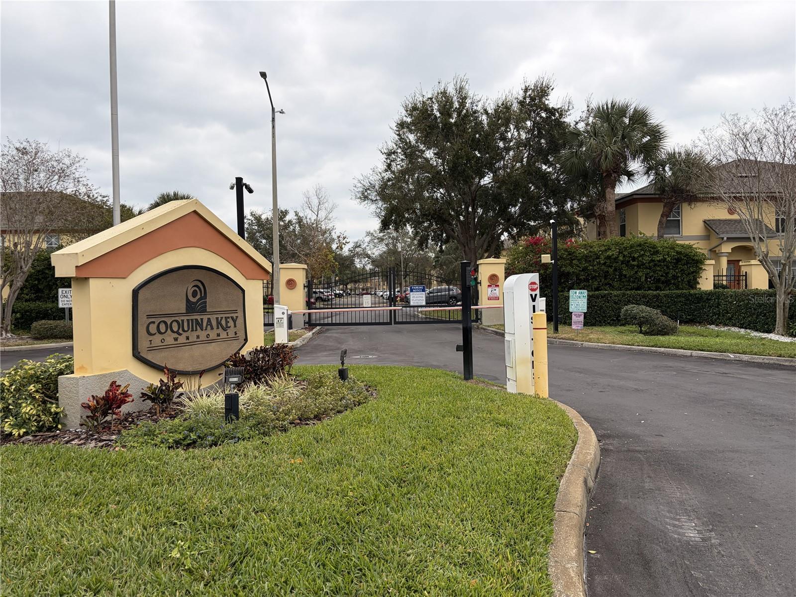 3858 ISLAND WAY, ST PETERSBURG, FL — photo 22