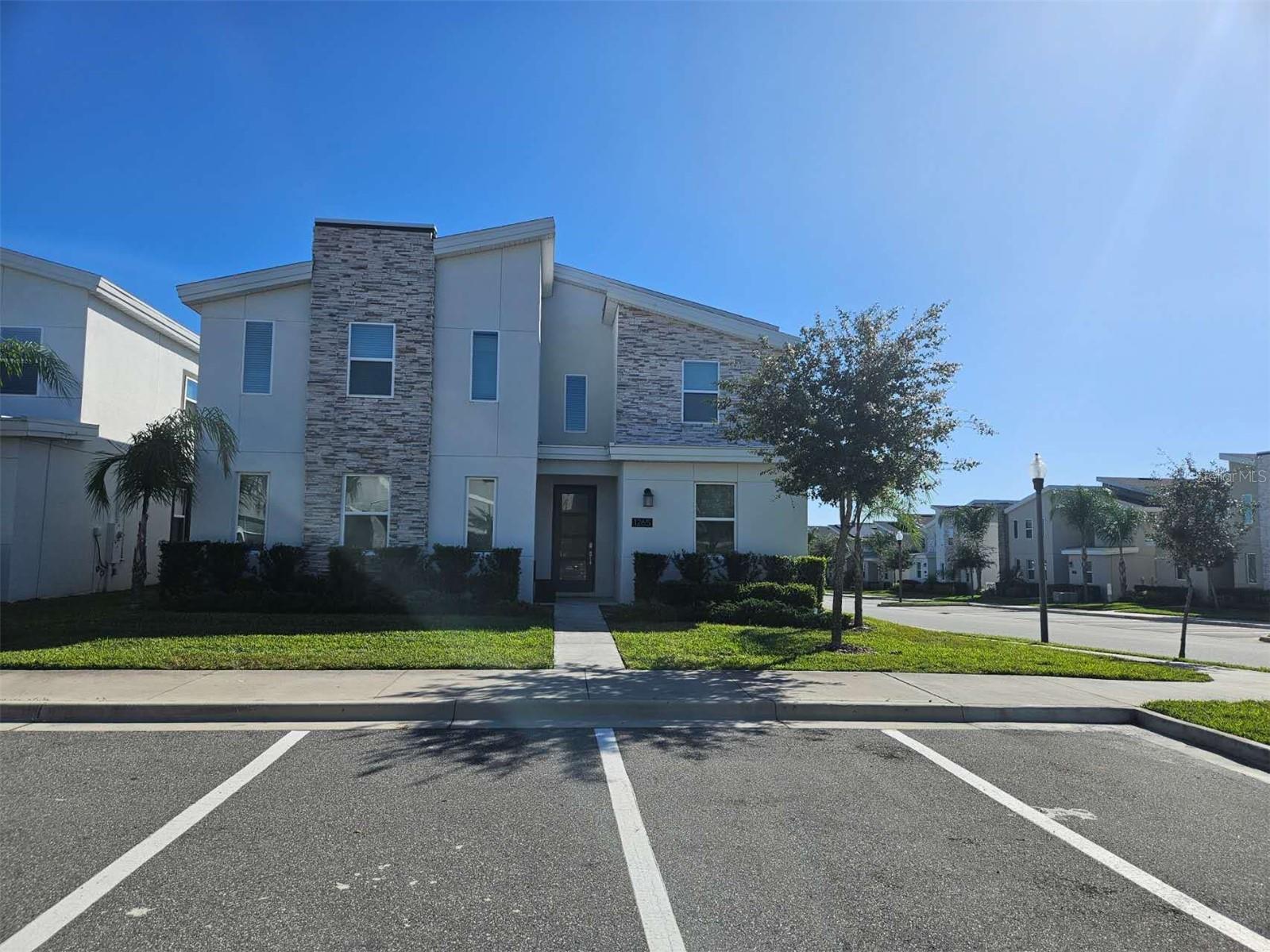 1265 CHALLENGE DR, DAVENPORT, FL