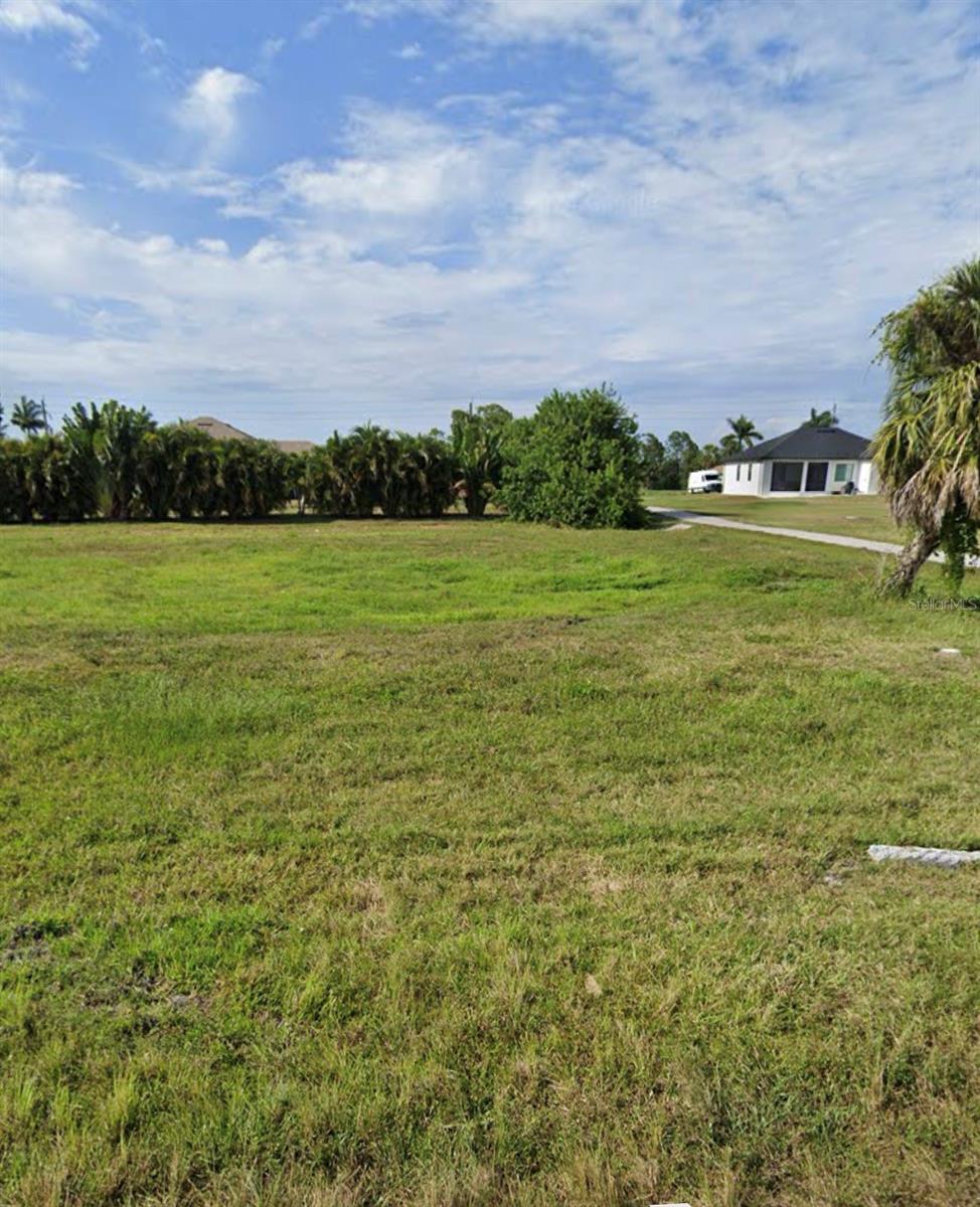 113 WHITE MARSH LN, ROTONDA WEST, FL — photo 2