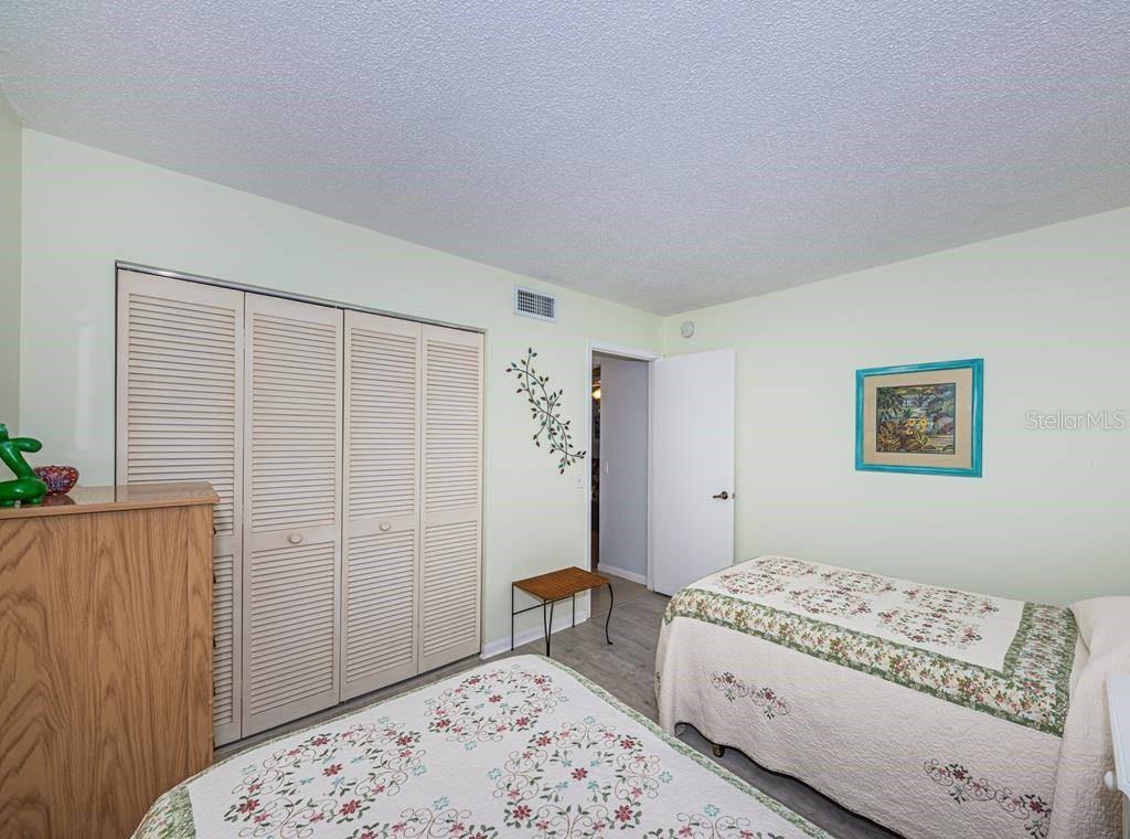 6294 BAHIA DEL MAR CIR #114, ST PETERSBURG, FL — photo 12