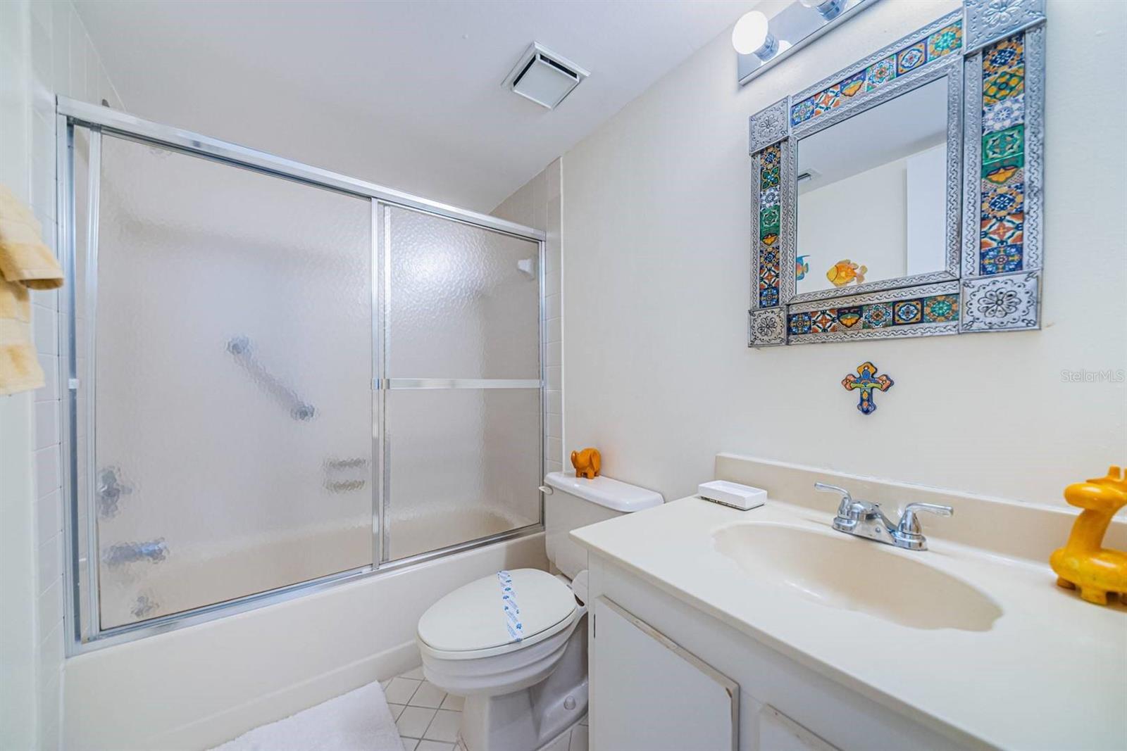 6294 BAHIA DEL MAR CIR #114, ST PETERSBURG, FL — photo 13