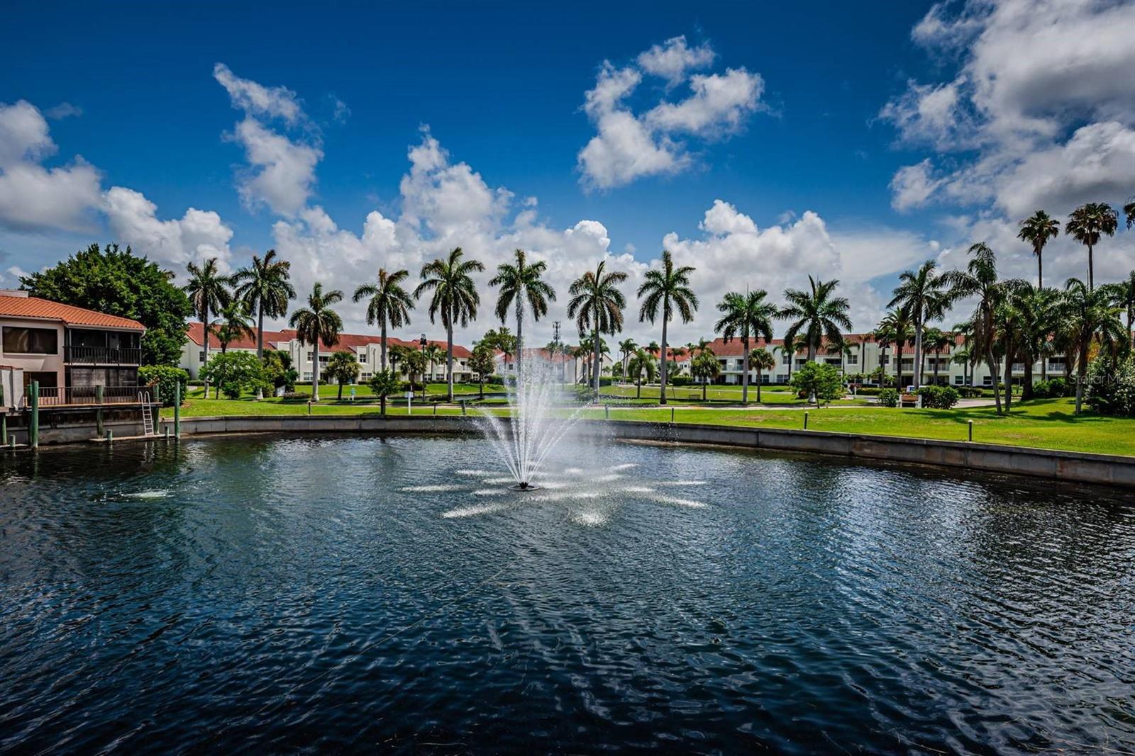 6294 BAHIA DEL MAR CIR #114, ST PETERSBURG, FL — photo 18