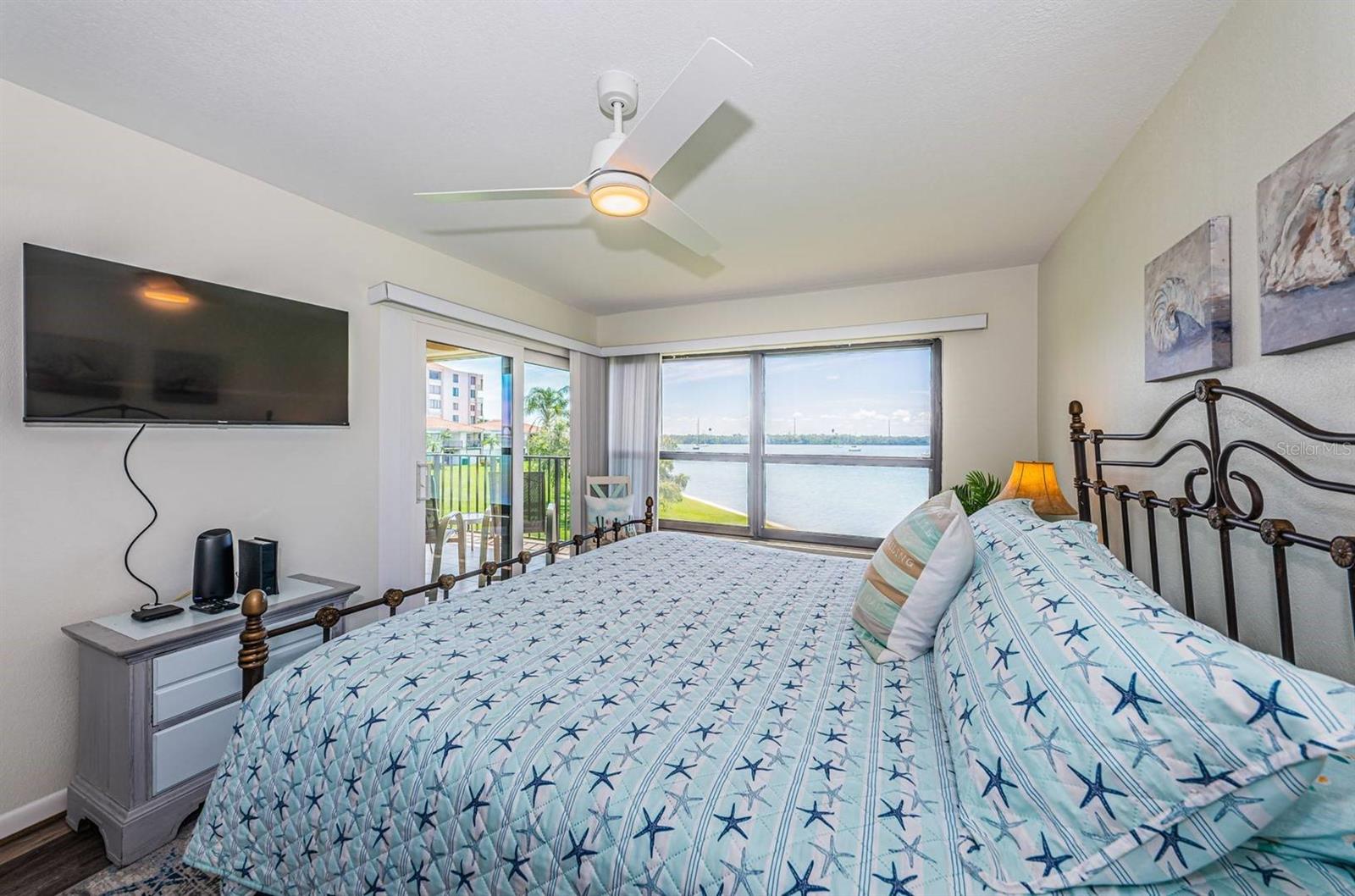 6291 BAHIA DEL MAR CIR #207, ST PETERSBURG, FL — photo 11