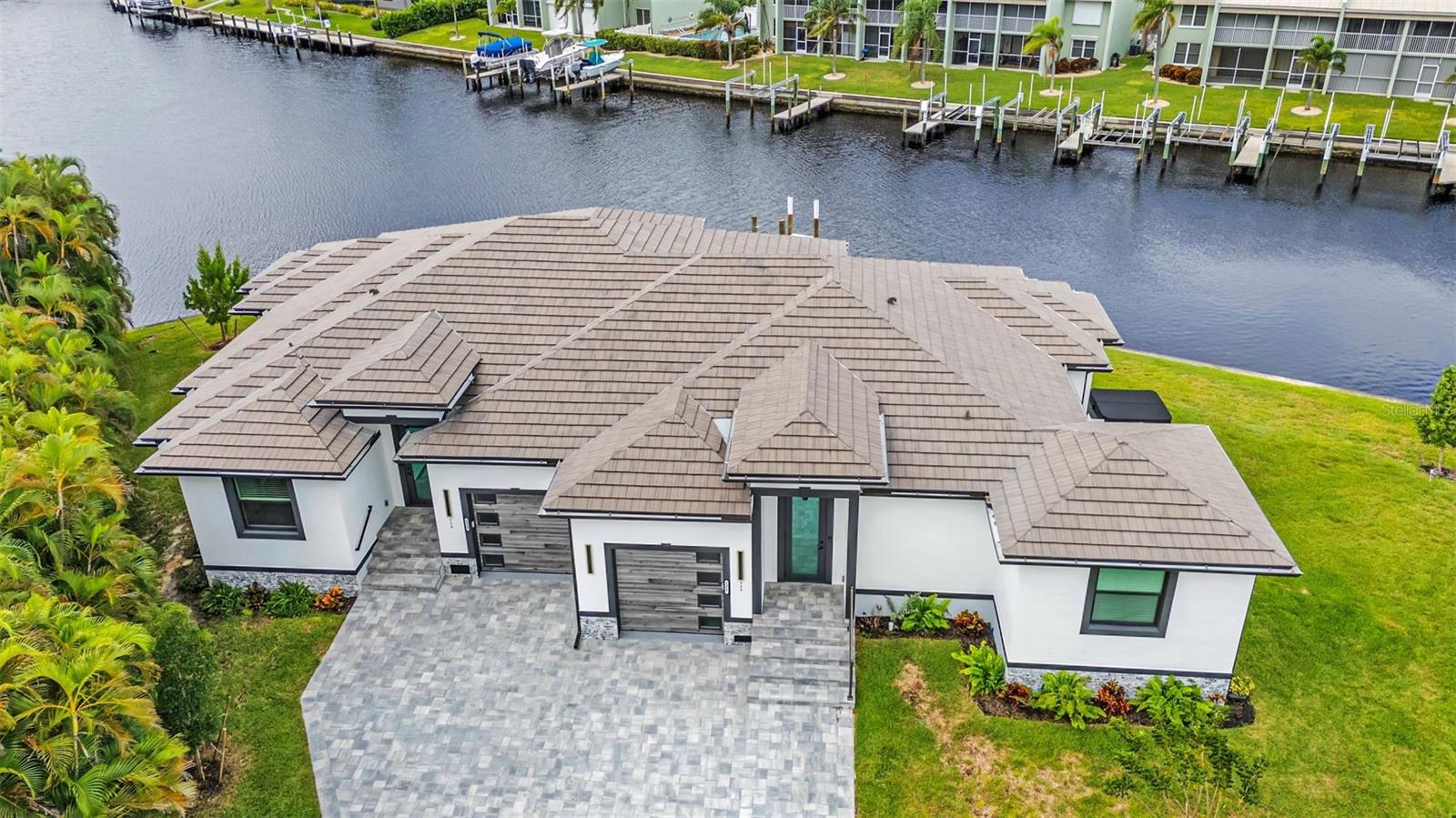 1327 WESLEY DR, PUNTA GORDA, FL