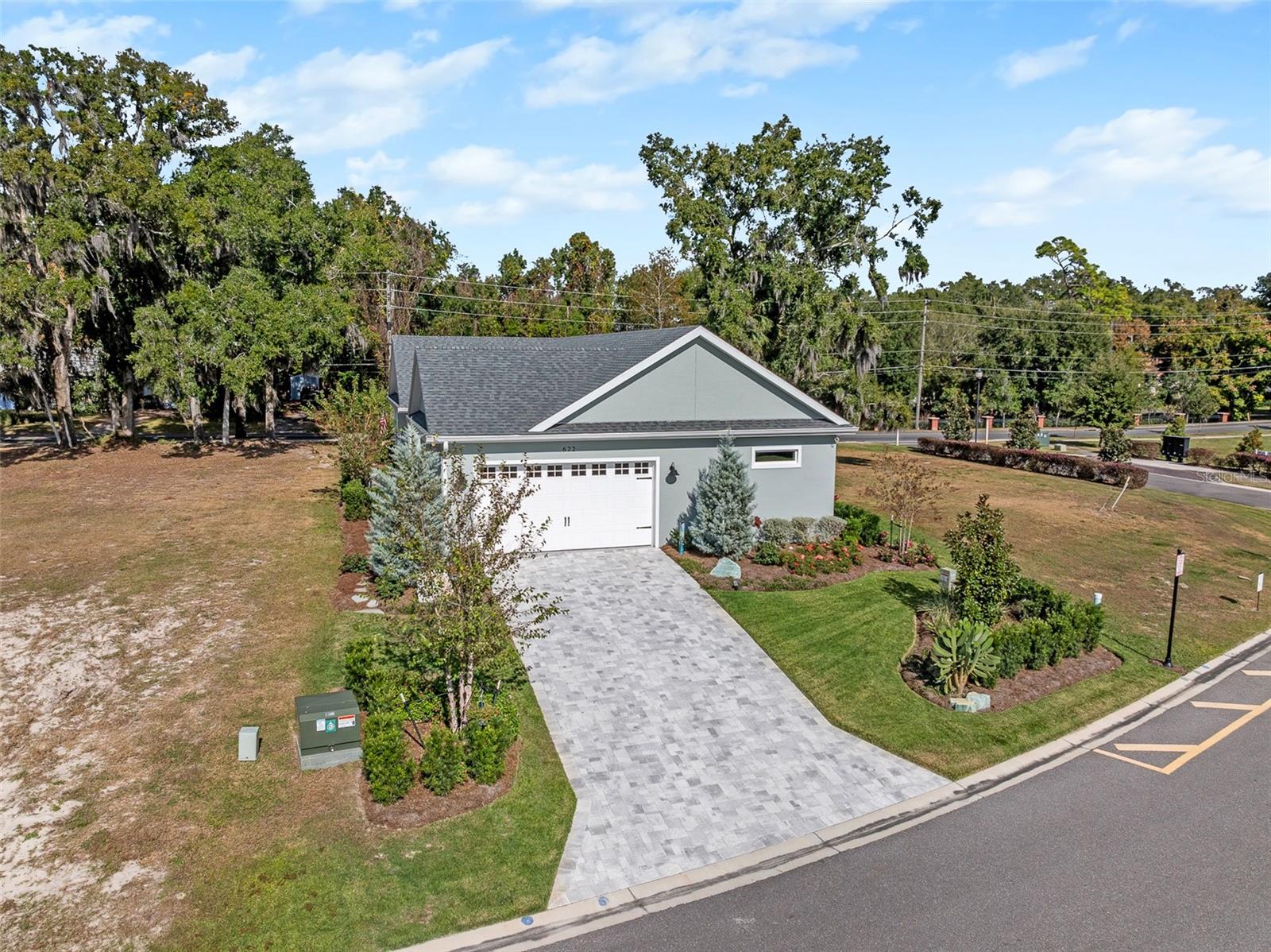 622 W 11TH AVE, MOUNT DORA, FL — photo 118