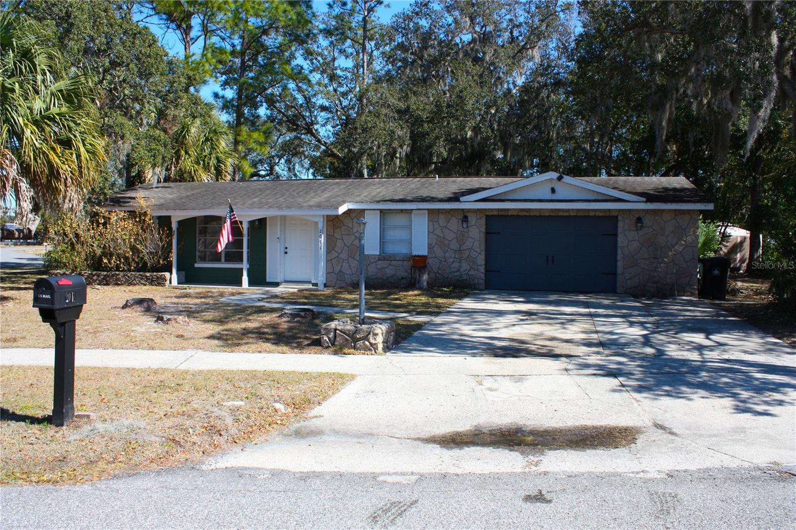 2071 CANAL RD, DELTONA, FL